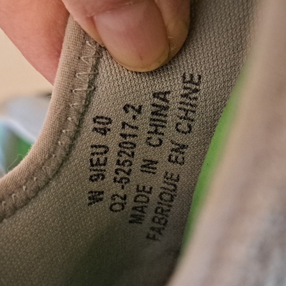 Oofos OOmg stretch slip on shoe grey women sz9 Excellent - Picture 3 of 10